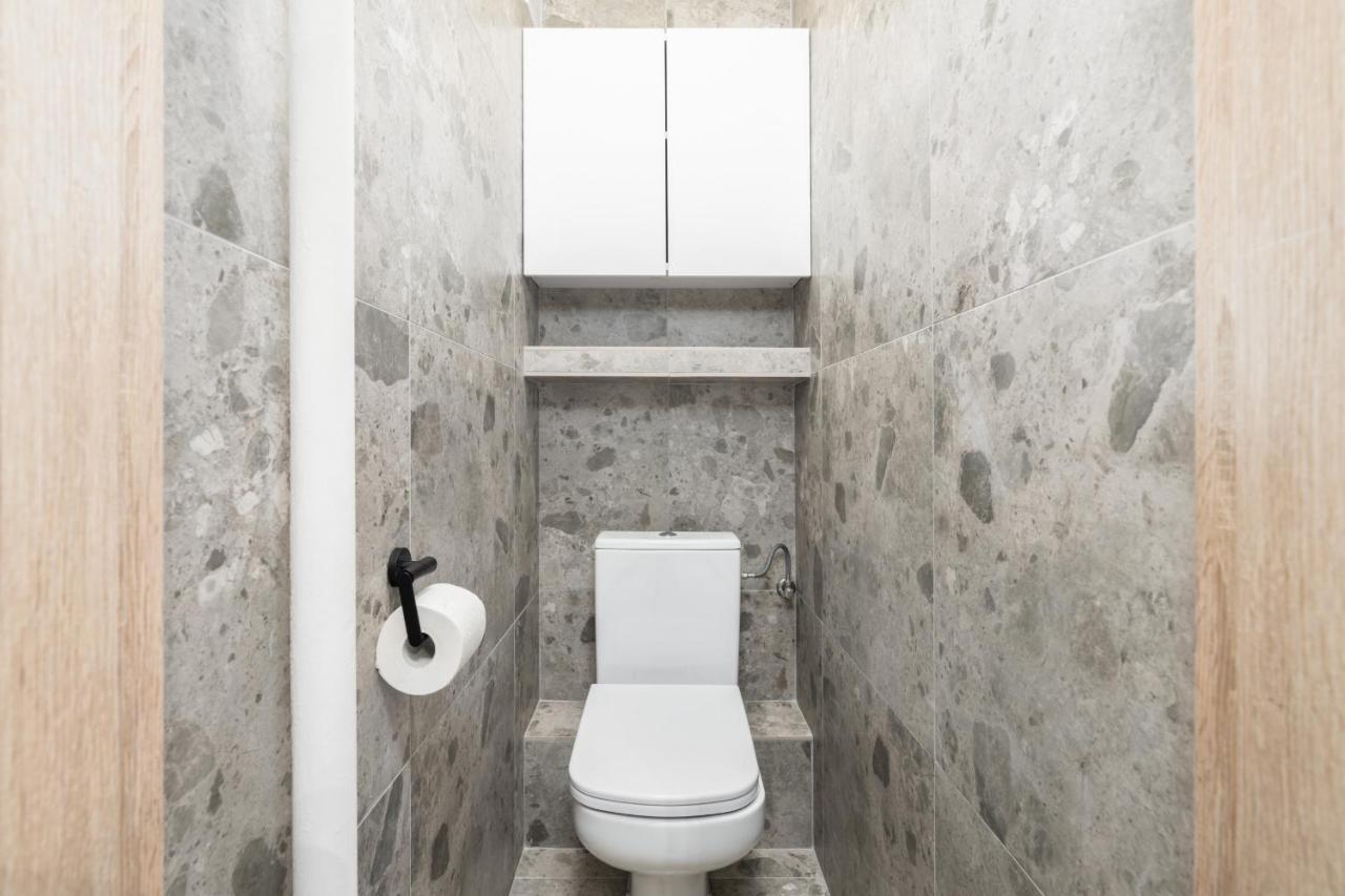 Stylish Apartment Near Wroclavia For 4 Guests By Noclegi Renters Wroclaw Dış mekan fotoğraf